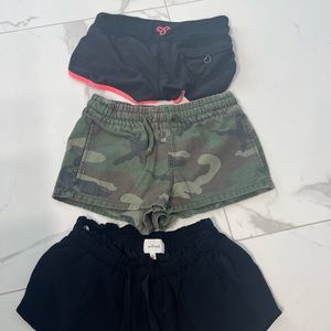 Aritzia shorts Bundle XXS - Wilfred, TNA